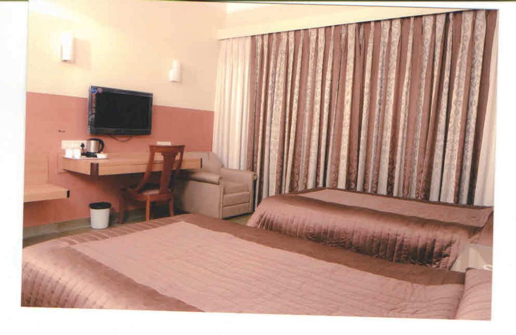 Khimji Bhagwandas Arogyabhavan Hotel Nászik Szoba fotó
