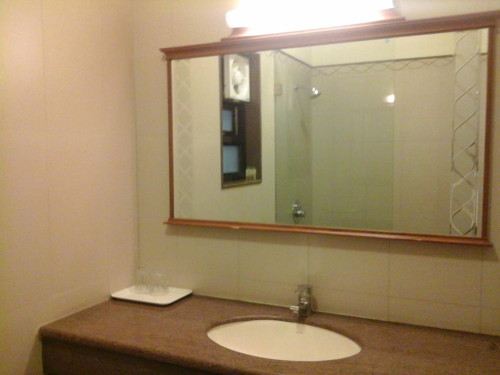 Khimji Bhagwandas Arogyabhavan Hotel Nászik Szoba fotó